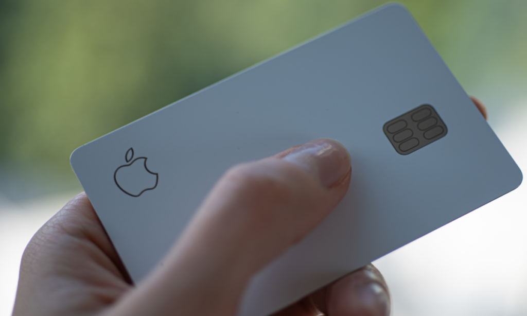 Apple Plans to End Credit Card Partnership with Goldman Sachs