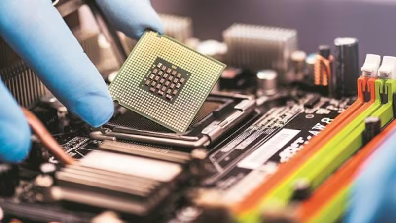 Chinese Chip Gear Imports Reach All-Time High of $26 Billion in 2024