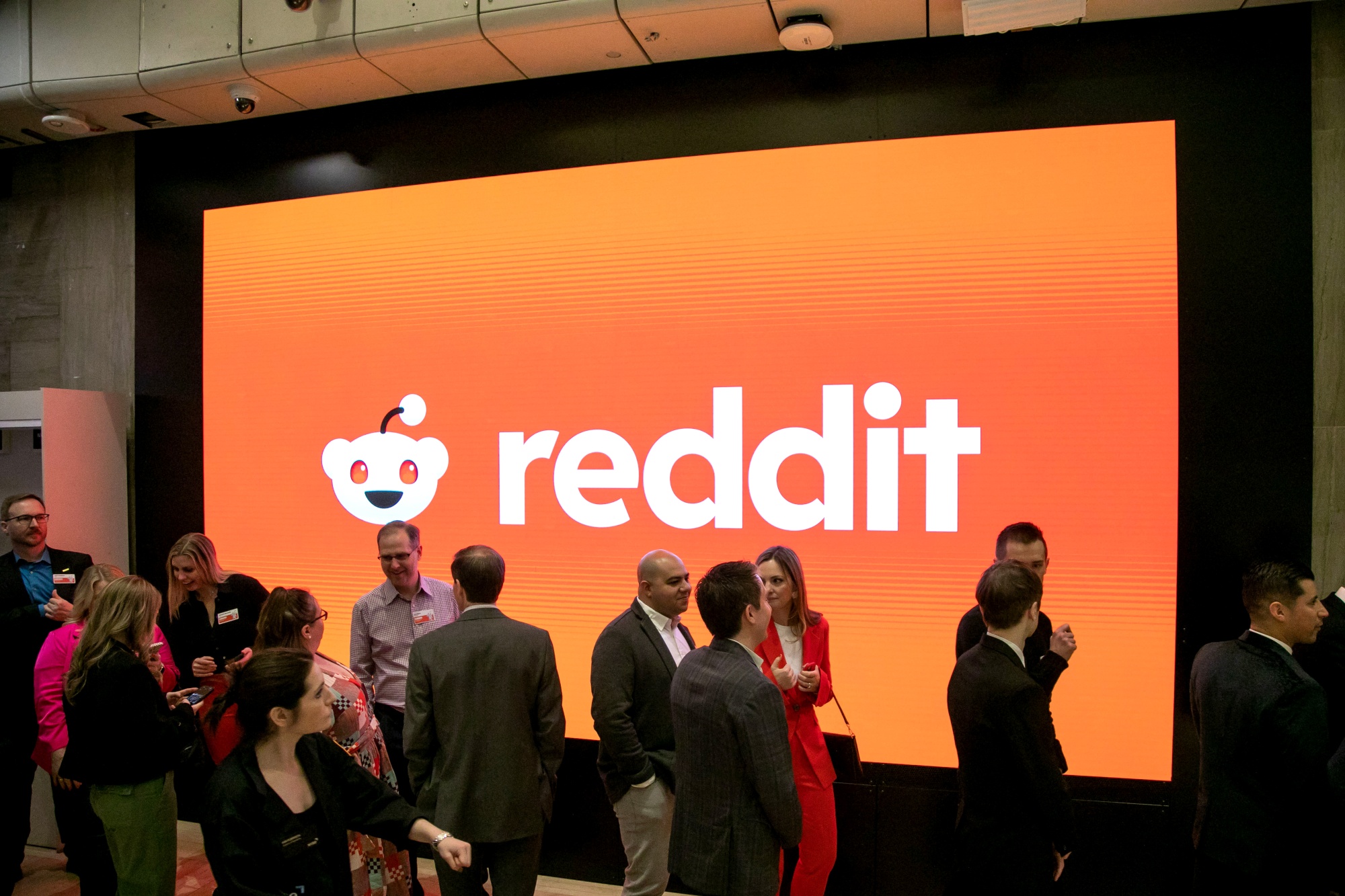 Reddit Expands Horizons with Acquisition of AI Startup Memorable