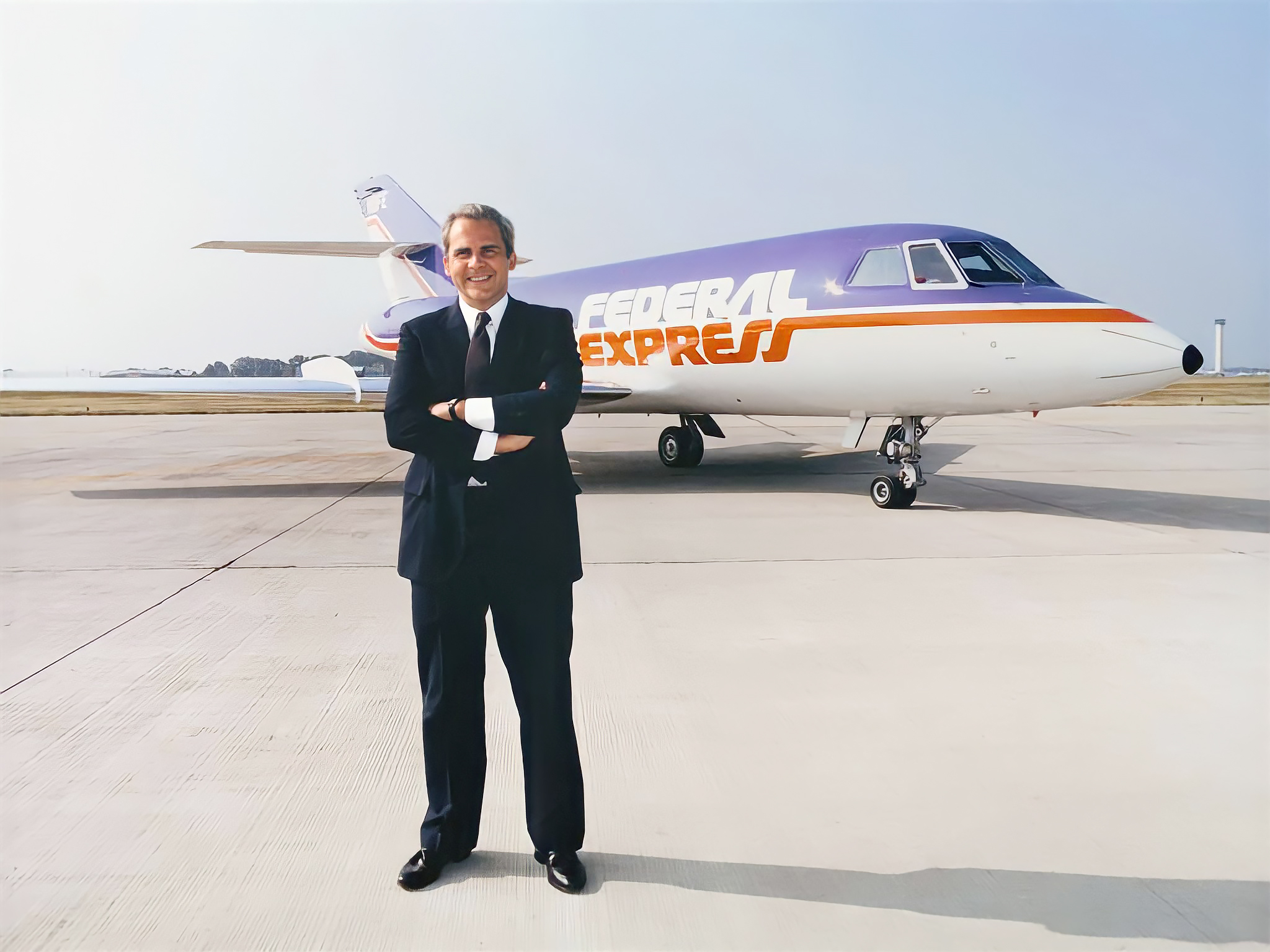 How Frederick W. Smith Shaped FedEx into a Worldwide Leader